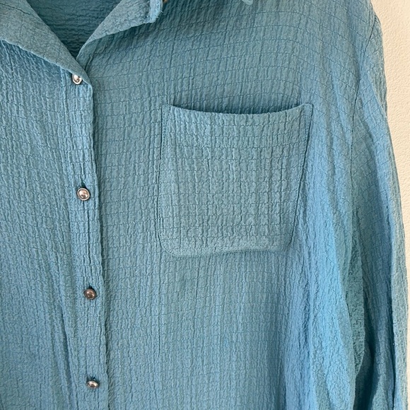 Croft & Barrow Women  Blue Button Down‎ Shirt Size XL - Picture 2 of 10